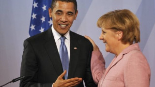 Меркел диша във врата на Обама