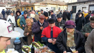 С рибен курбан празнуваха Никулден в Балчик