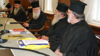Владиците решават за Инокентий