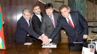 "Златни" марки за 20 г. дипломатически отношения с Казахстан