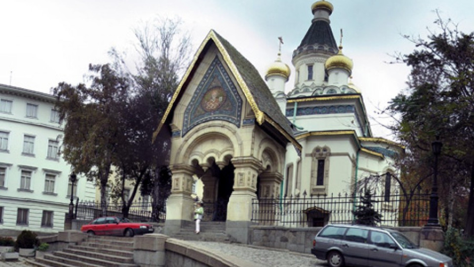 Руското посолство - собственик на Руската църква | StandartNews.com