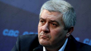 900 напират за "Единство"