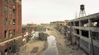 Закриват Детройт