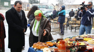 В Кошава празнуваха Рождество на площада