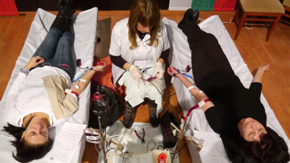 Търсят спешно кръводарители за дете | StandartNews.com