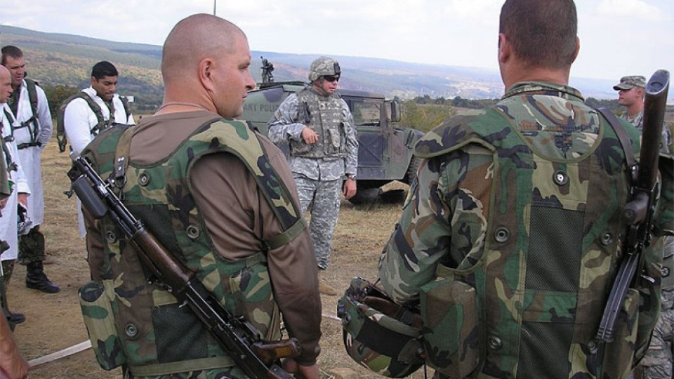 800 военни не могат да се пенсионират | StandartNews.com