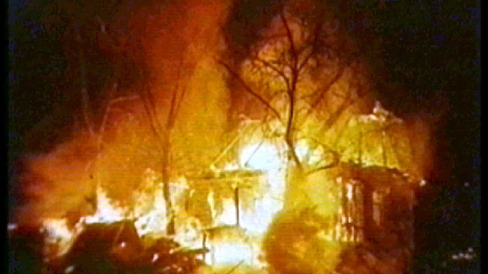 Клошари подпалиха къща в "Лозенец" | StandartNews.com