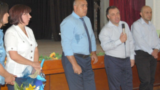 Борисов и Найденов посрещнали 2013-а в резиденция на Тато