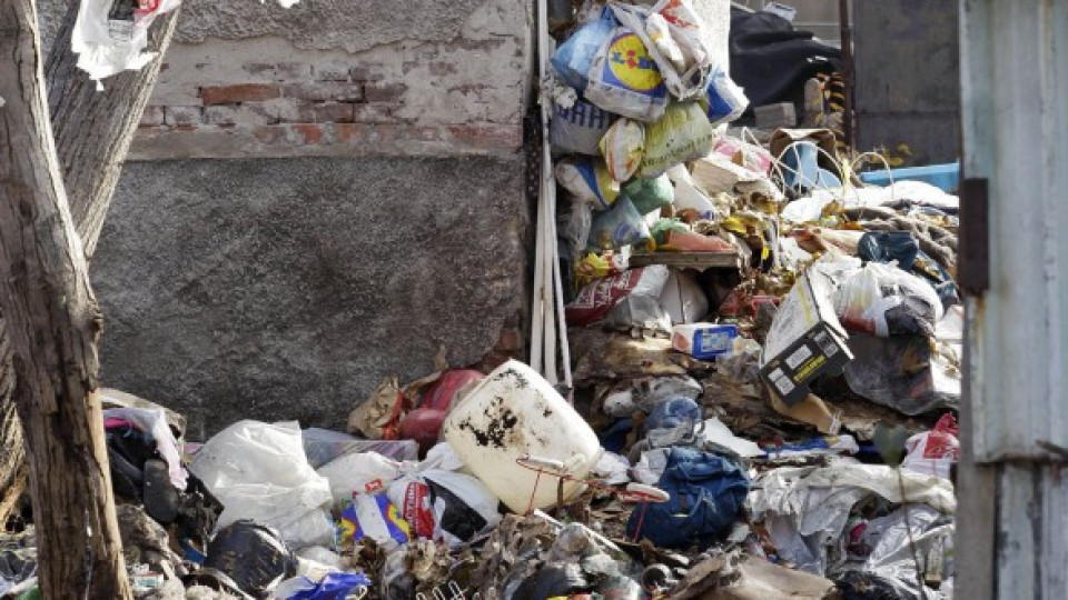 Бизнесът скочи срещу разделните боклуци    | StandartNews.com