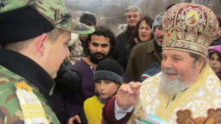 Танкист извади кръста под Царевец