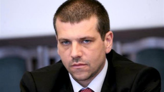 Полицай №1 в Израел с шефа на баретите