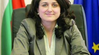 Зам.-министър Боянова уличена в нарушения