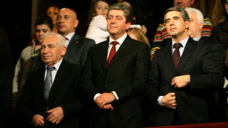 Първанов вещае нова тройна коалиция