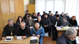 Отец Димитър: Избираме патриарх, не Лечков