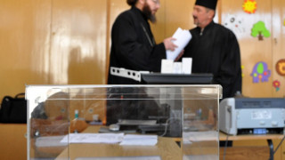 Антон Дончев аут от избора на патриарх