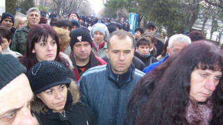 Бирници подгониха оръжейници за дългове     