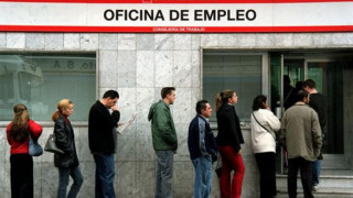 Безработицата в Испания удари дъното