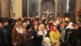 Окрадоха църква и пенсионерски клуб