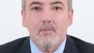 Местан към Цветанов: Ще се гръмнете ли в слепоочието?   