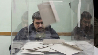 Белене по първи петли до урните