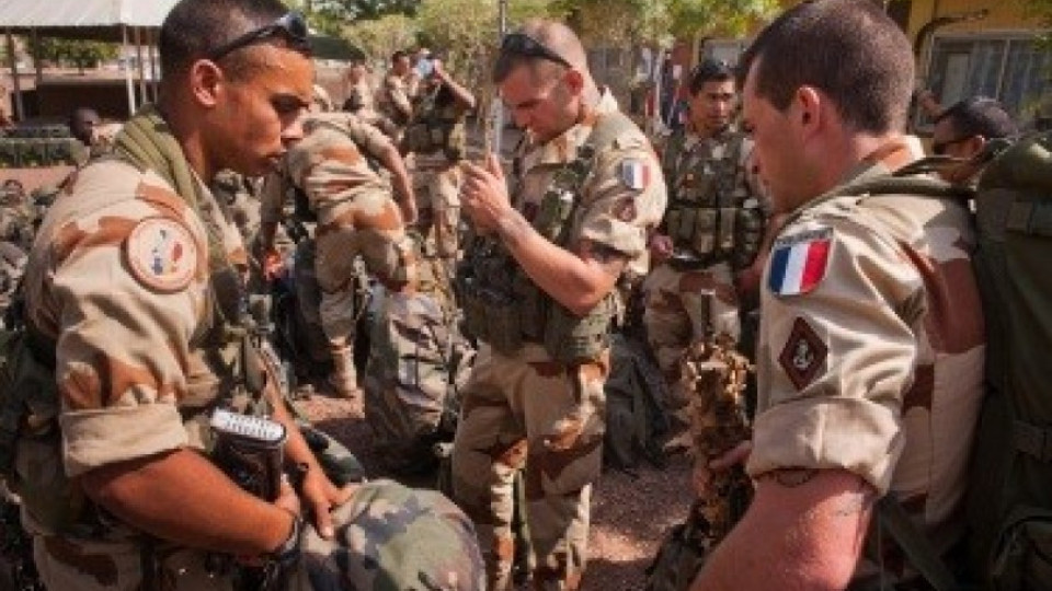 Великобритания праща 200 военни в Мали | StandartNews.com