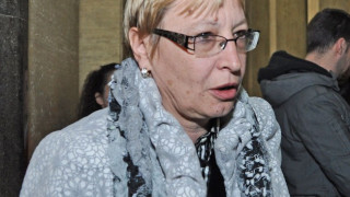 Баретата сам избрал главния вход