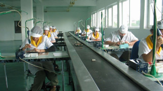13 безработни се борят за място