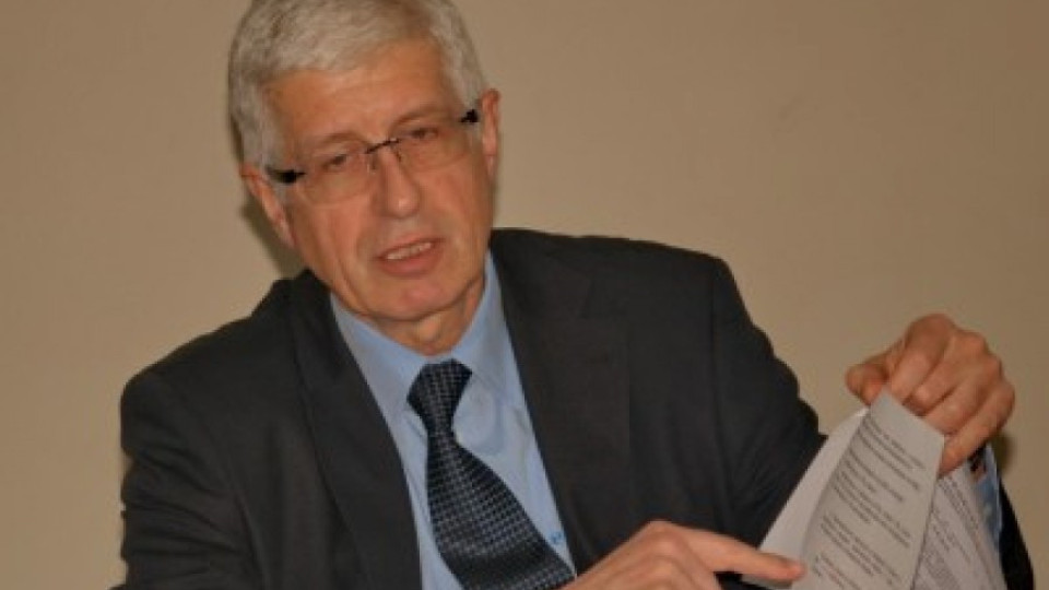 Осветлиха документи как Овчаров натискал следователи | StandartNews.com