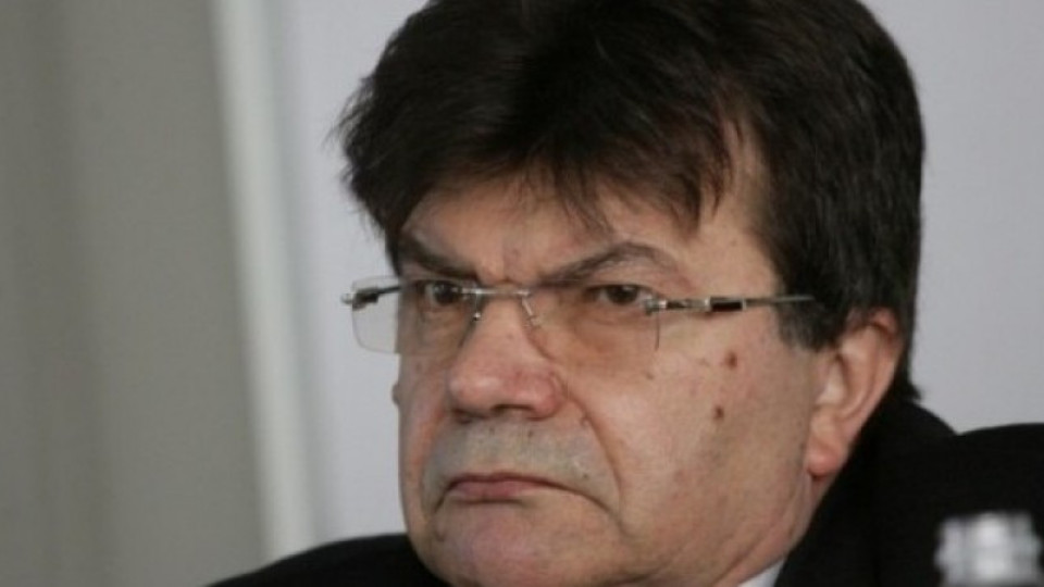 Гроздан Илиев е кандидатът на ГЕРБ за Конституционния съд | StandartNews.com