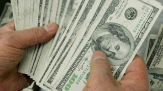  $12 500 за  коктейл от злато и коняк 