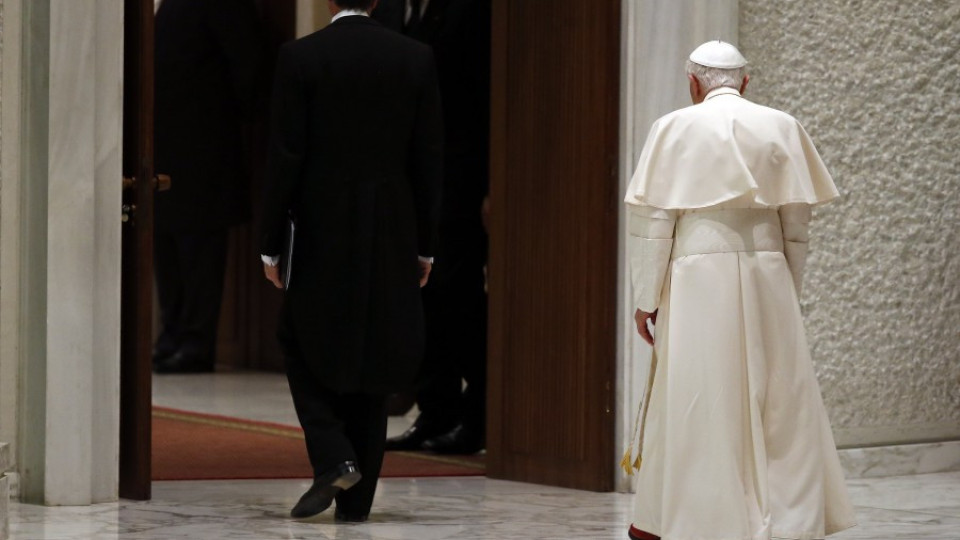 Новият папа няма да бъде избран преди 19 март  | StandartNews.com