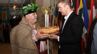 Заралии зарязаха Орфеевата лоза