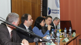 Кунева: ДКЕВР и държавата са абдикирали от функциите си