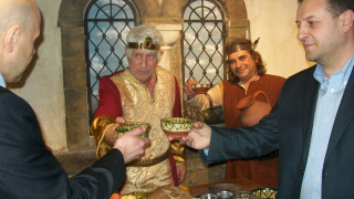 Цар Калоян оживя под Царевец