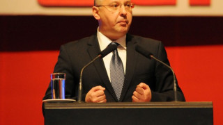 Станишев: Оставката е част от играта на ГЕРБ