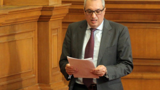 Костов: Борисов дезертира от отговорност