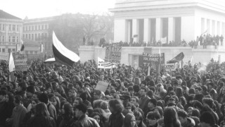 Трите гилотини на улицата 