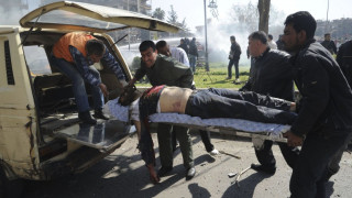 Кола бомба уби 53-ма в Дамаск 