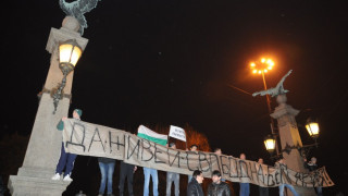 Партии ухажват лицата на бунта  