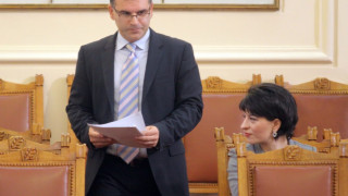 Дянков не уважи депутатите по "лични причини"