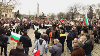 Яйца по сградата на EVN