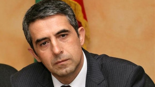 Президентът събира елита