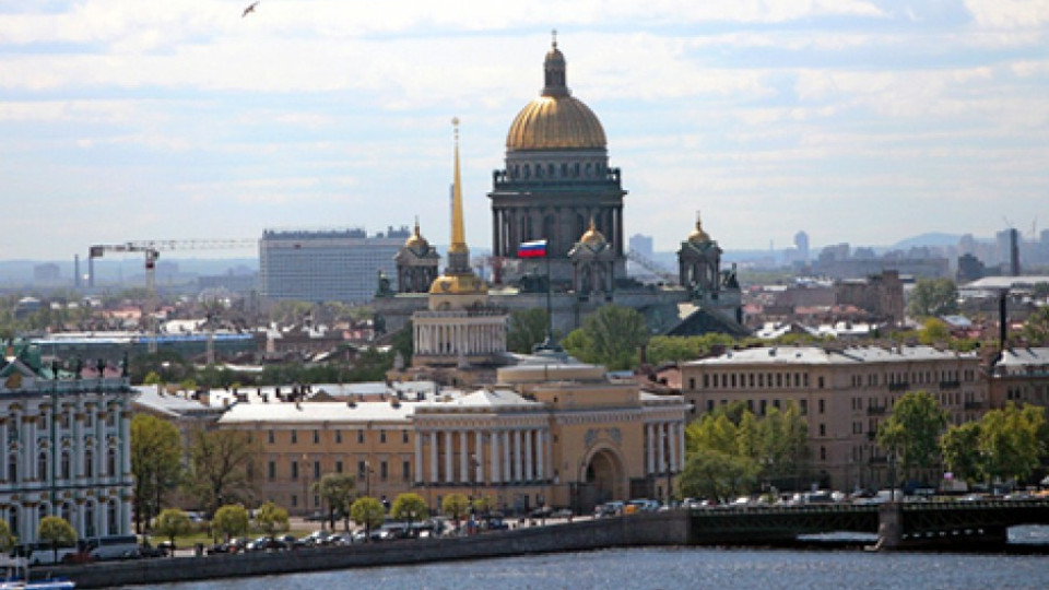 Уволнения в Русия за надписани сметки | StandartNews.com