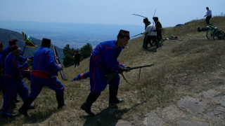 Хоро и залп в преспите на Шипка   