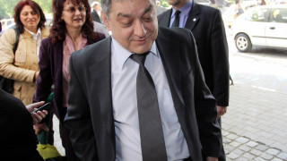 Лекарите искат открита среща с касата   