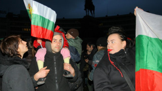 Бунтари в битка за депутати