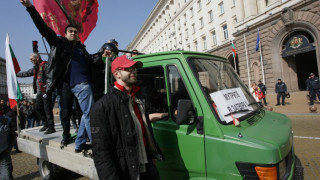 И студенти се включиха в бунта