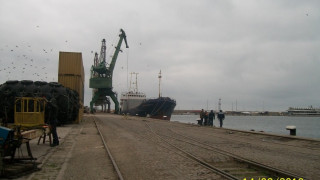 Морски керван със слама за Турция