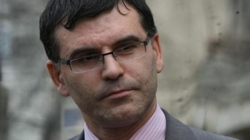 Приятелски огън по Дянков | StandartNews.com
