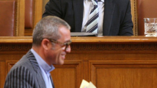 Кавги за вампири под носа на Дянков